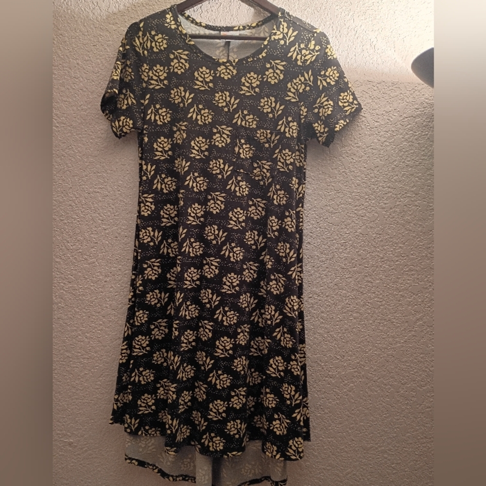LuLaRoe Black and Gold High Low Sz Small Dress
